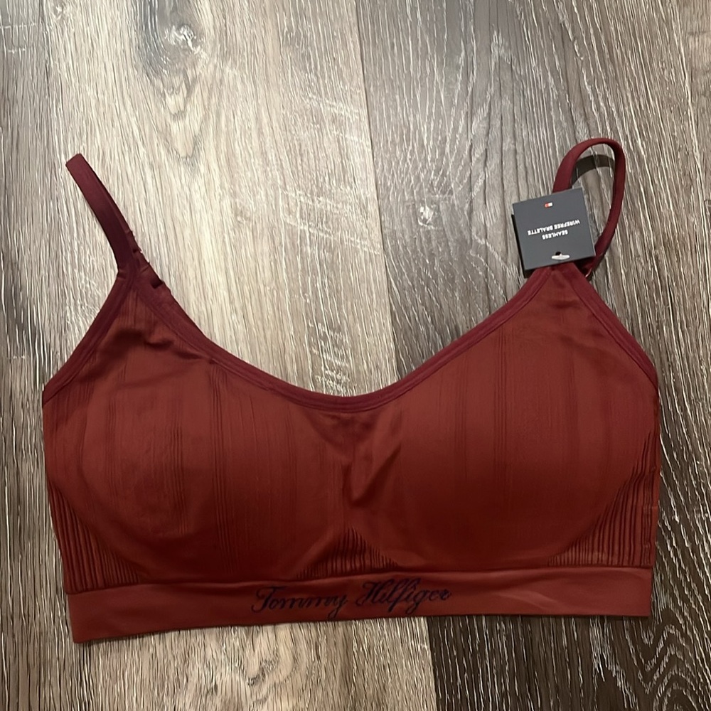Tommy Hilfiger Seamless Wireless Bralette Size Medium NWT